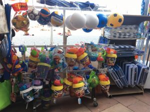 Strandbesuch mit Kleinkind