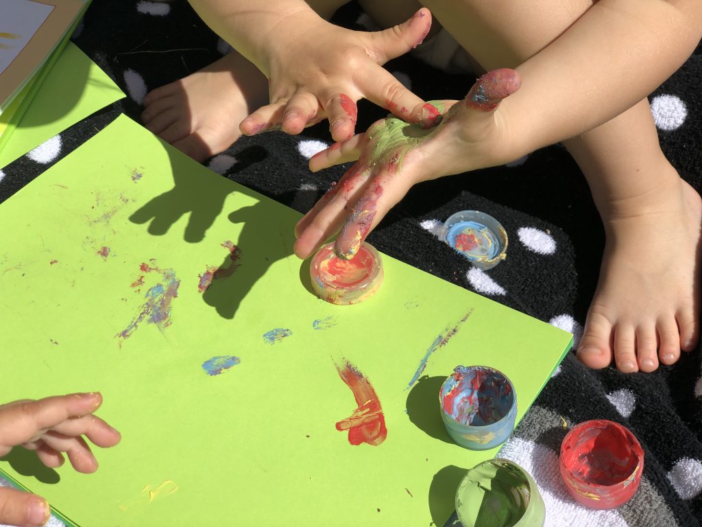 Beschäftigungsideen für Kleinkinder im Sommer Tonie Box Sommerlieder.