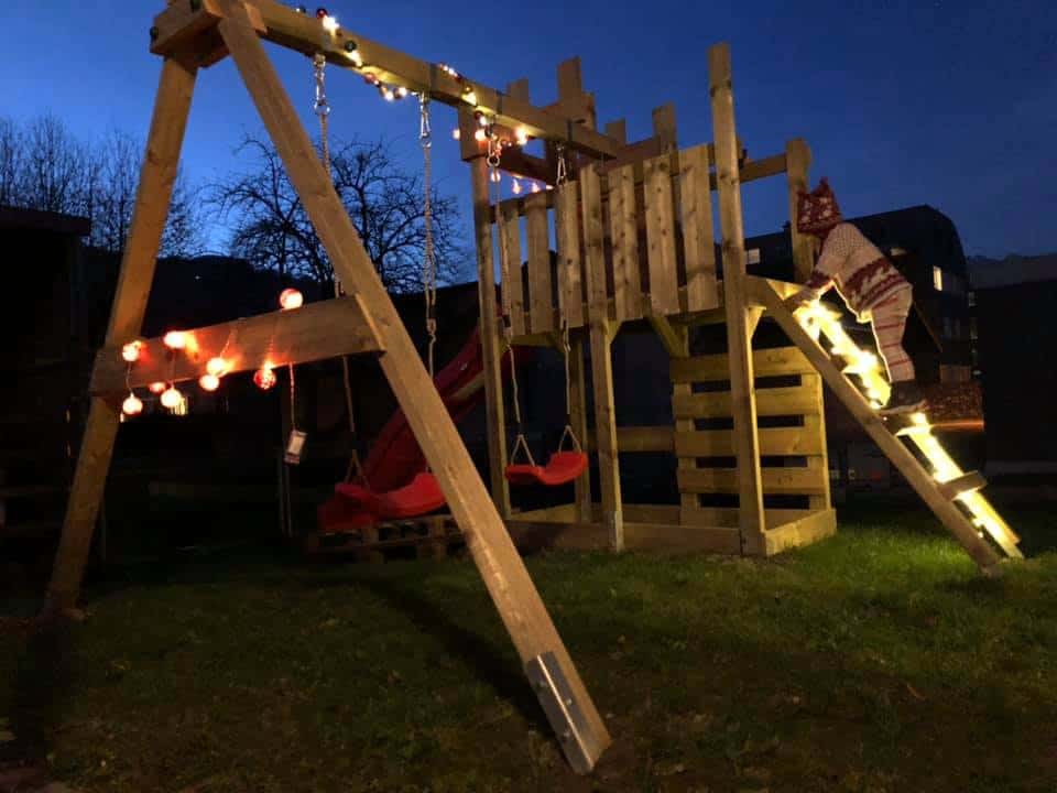 Ein Spielturm Fur Zwei Kleinkinder Der Royal Flyer Von Wickey How I Met My Momlife