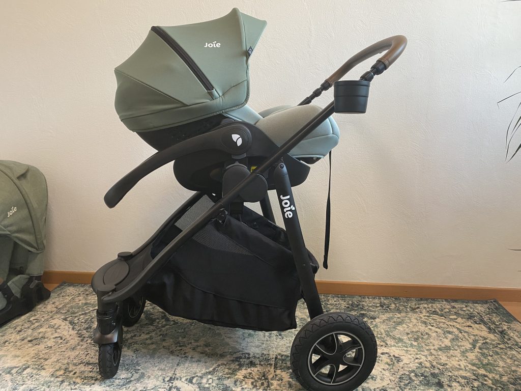 Joie versatrax™ Kinderwagen Testbericht und Erfahrung Babyschale